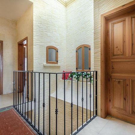 A Popular Pet Friendly Villa With A Pool, Gozo Xagħra Buitenkant foto