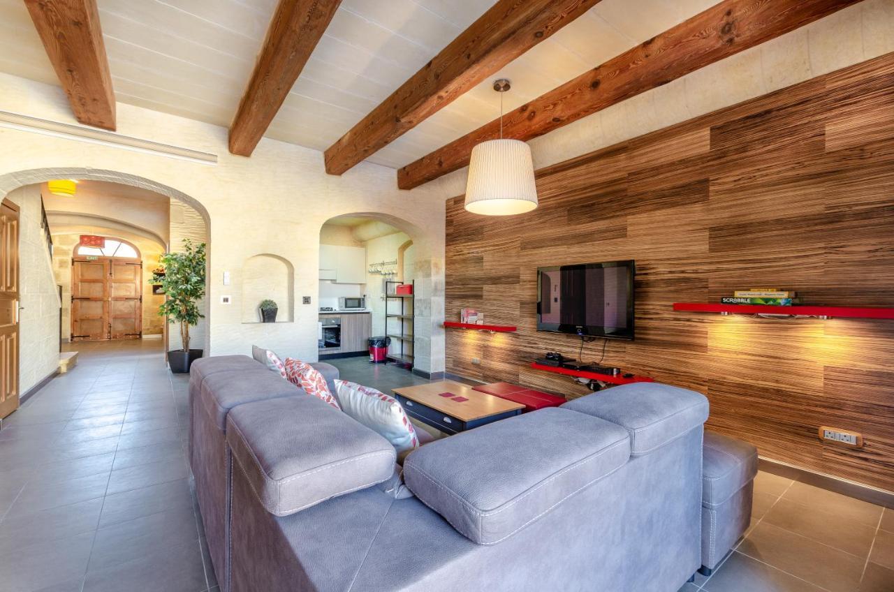 A Popular Pet Friendly Villa With A Pool, Gozo Xagħra Buitenkant foto